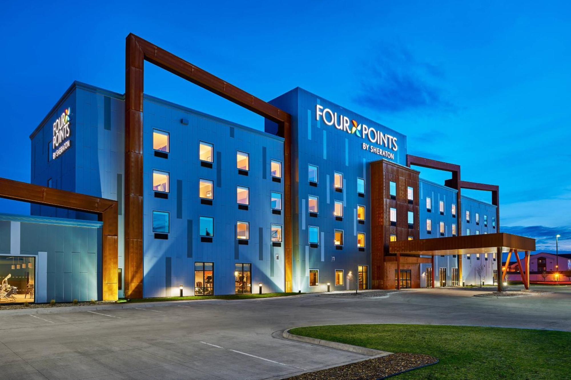 Four Points By Sheraton Fargo Medical Center Exterior photo